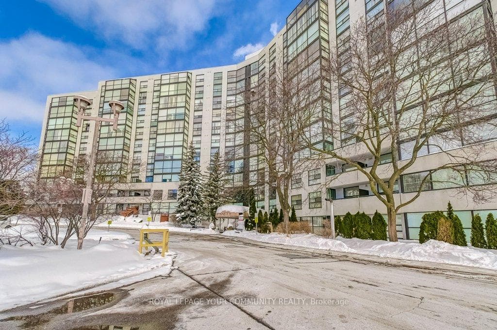 30 Harding Boulevard Unit 315 photo 2