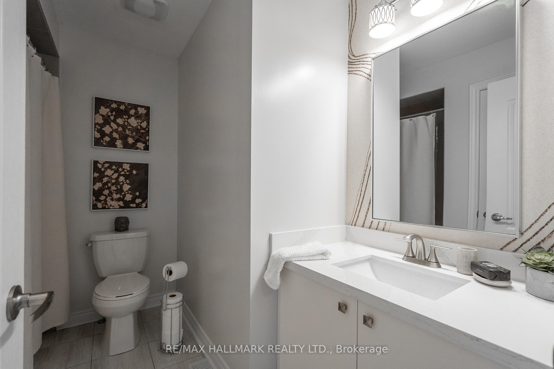 88 Cathedral Drive photo 26