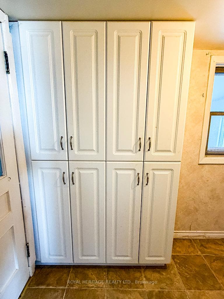 Laundry Cabinets