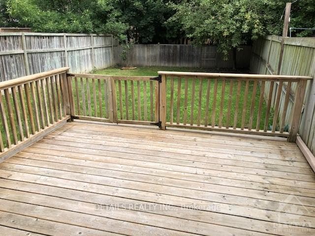 552 SEYTON Drive photo 24