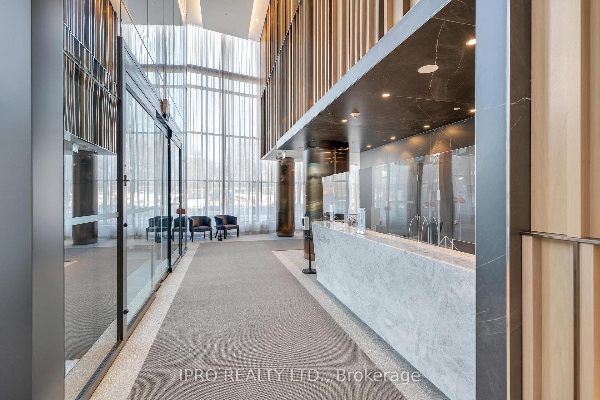 585 Bloor Street Unit 1218 photo 19