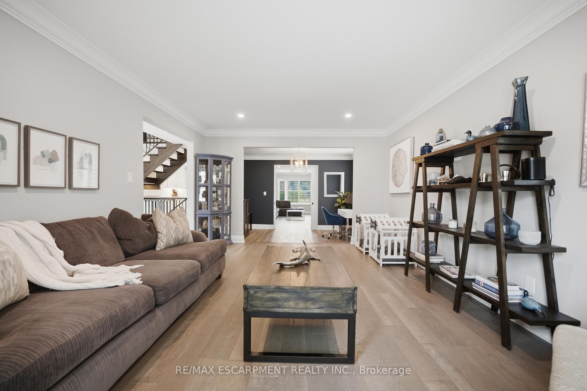 81 Flanders Drive photo 9