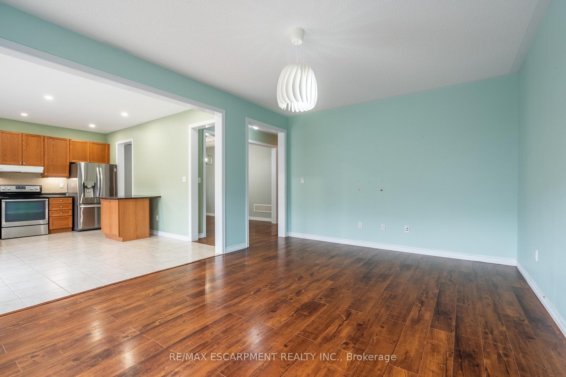 519 Wansbrough Way photo 10
