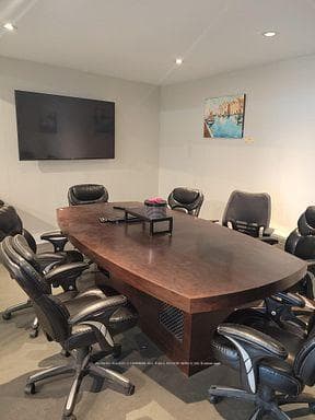 1877 Merivale Road photo 7
