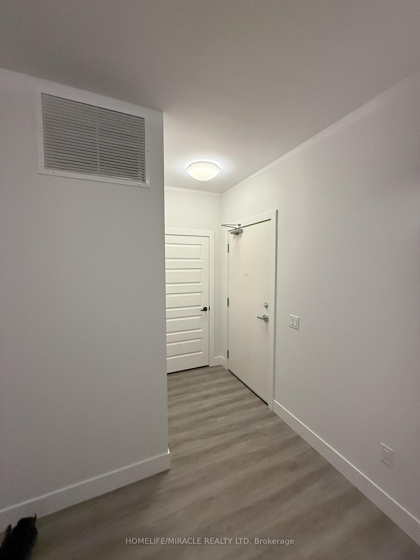 1000 Lackner Place Unit 201 photo 3