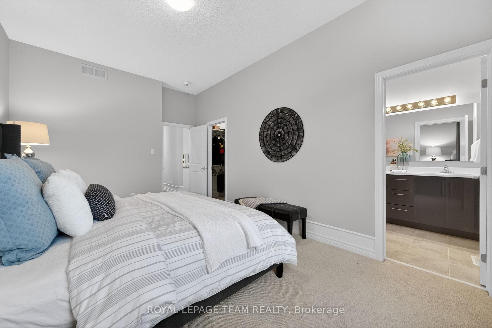 324 Long Acres Street photo 28