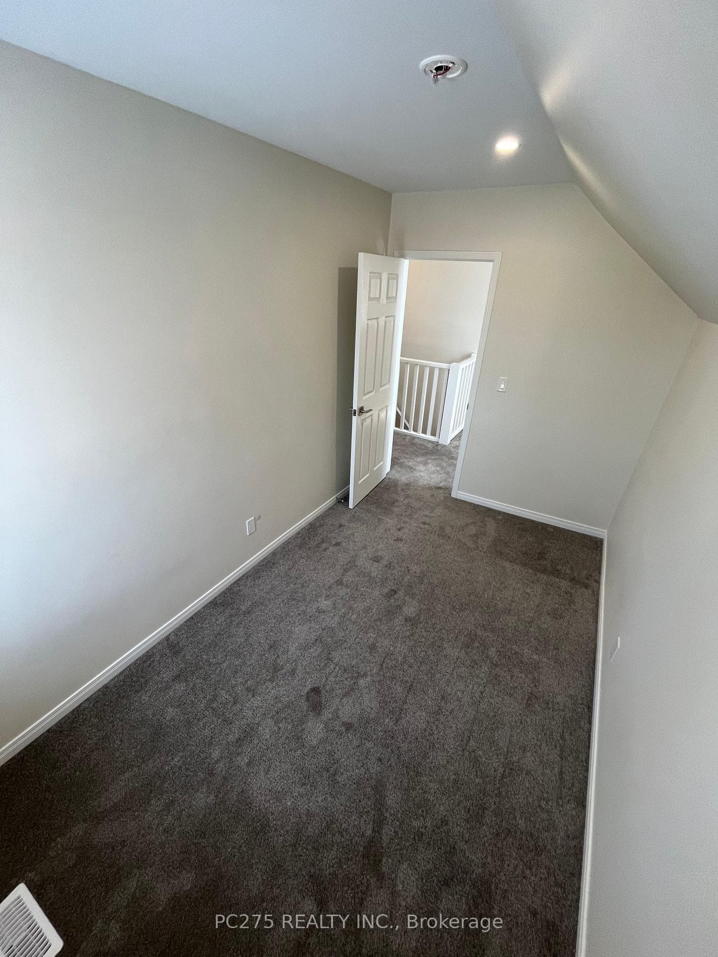 8430 Gordon Road Unit A photo 27