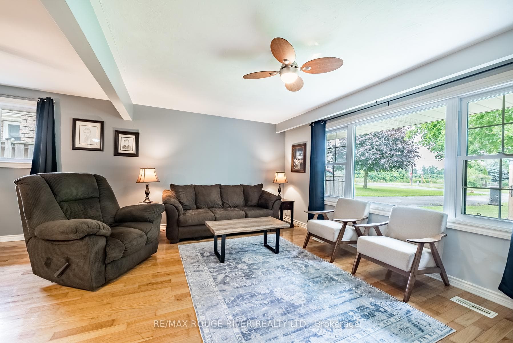 15 Maplewood Boulevard photo 7