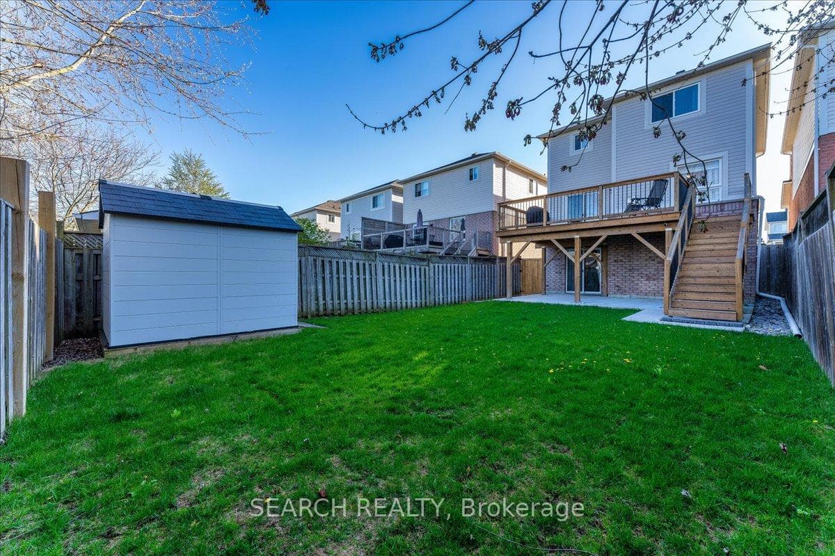 109 Brooking Street photo 27