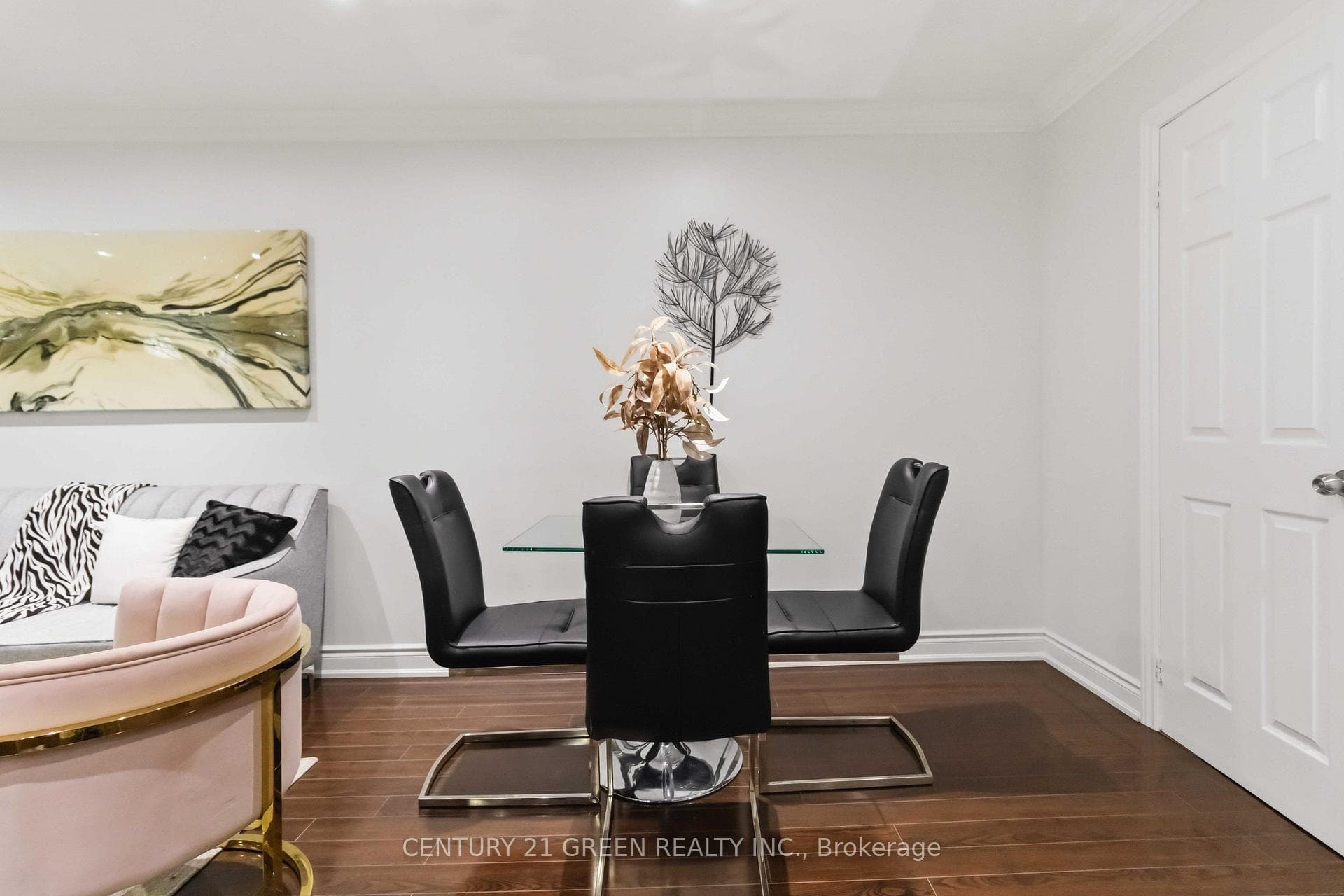 74 Davenport Crescent photo 10