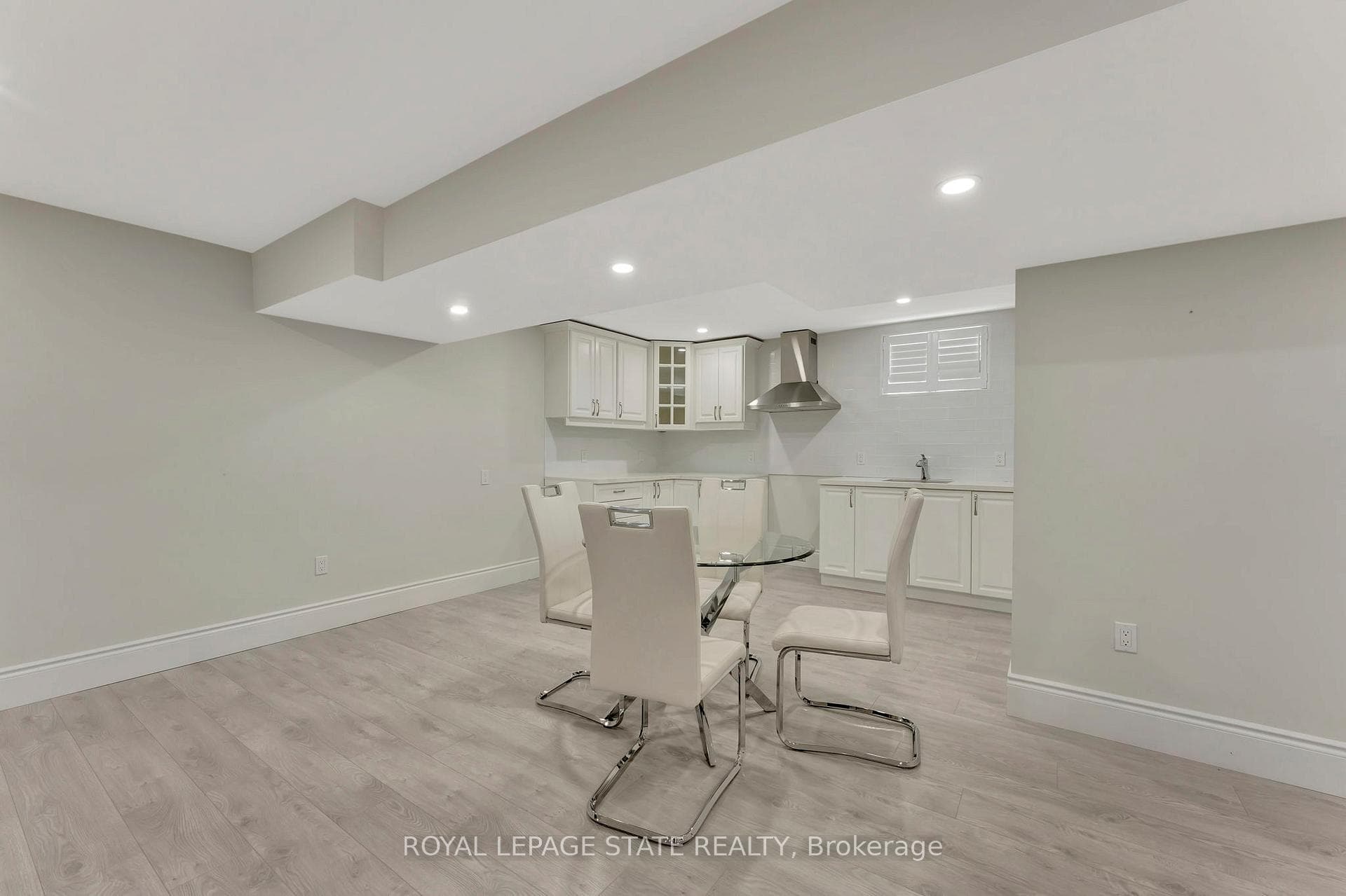 7 Bernini Court photo 40