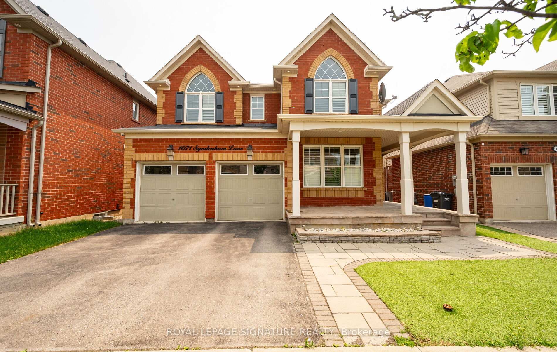 1071 Syndenham Lane photo 1