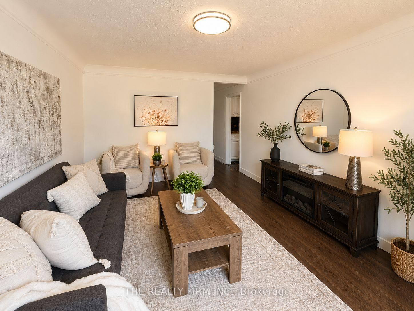 1626 Leonard Street photo 2