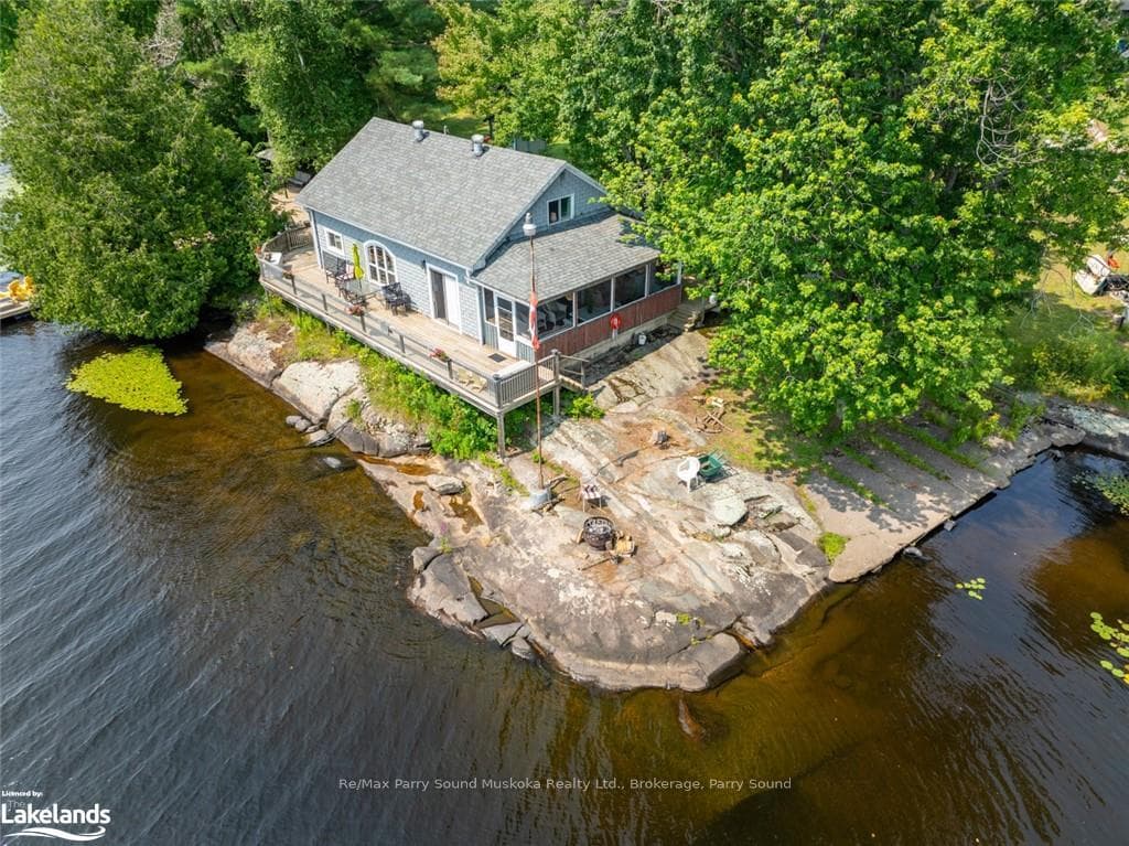 58 MCKELLAR LAKE Road photo 6