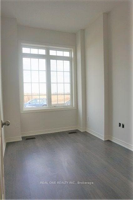 1619 Sorensen Court photo 2