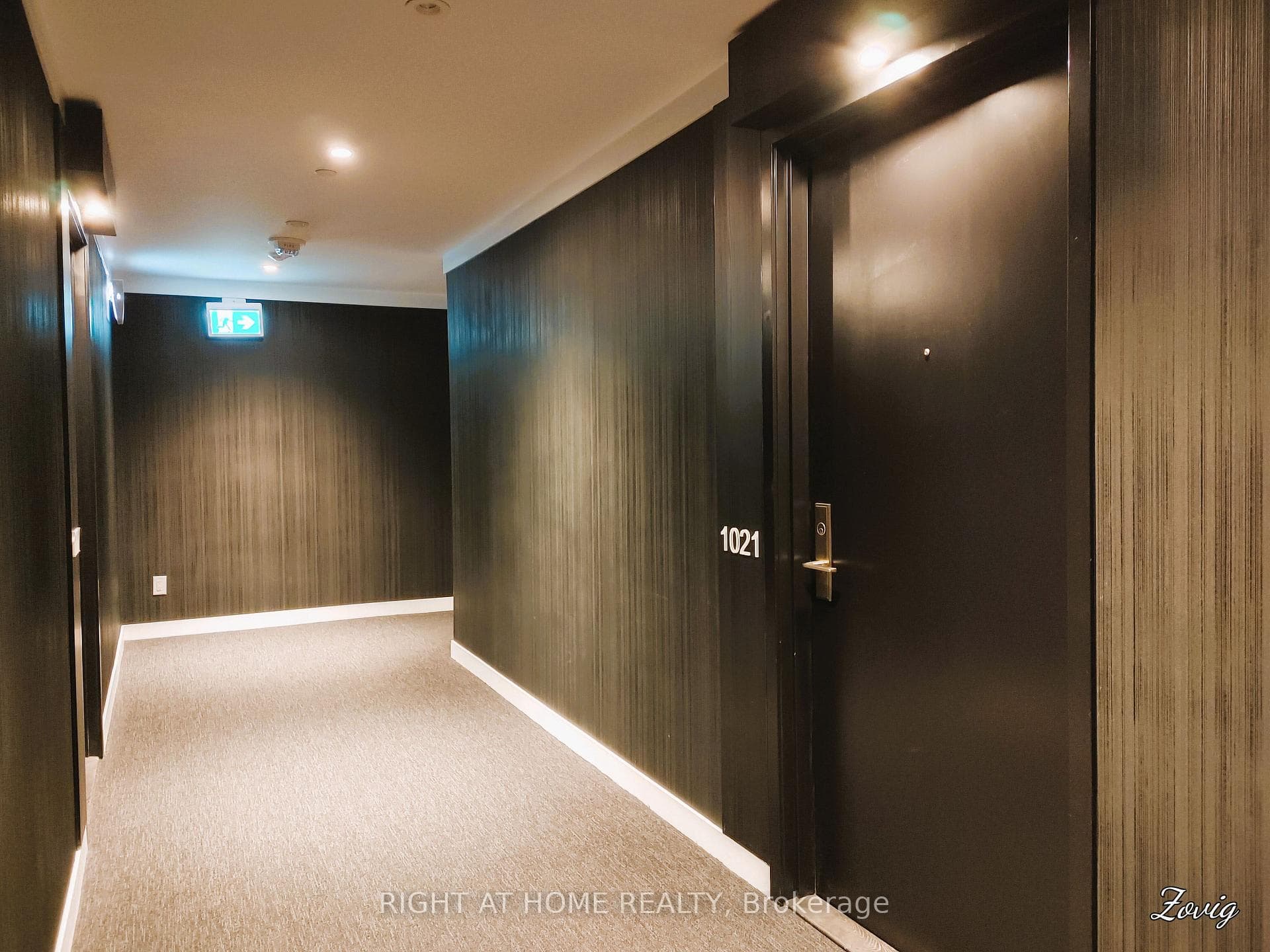 20 Edward Street Unit 1021 photo 16