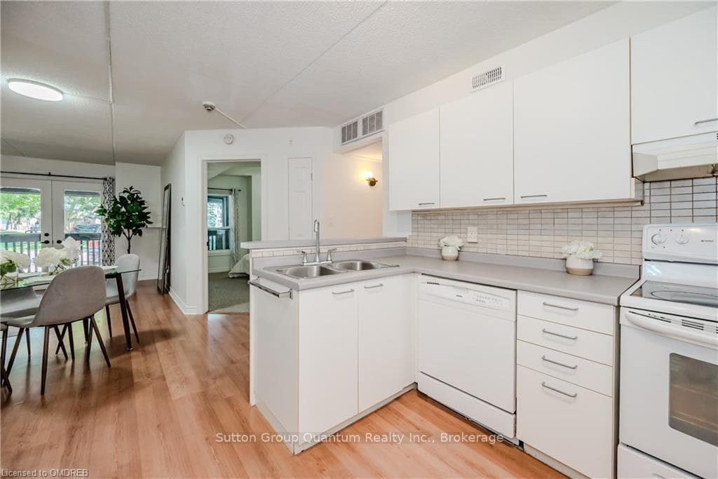 2030 CLEAVER Avenue Unit 118 photo 12