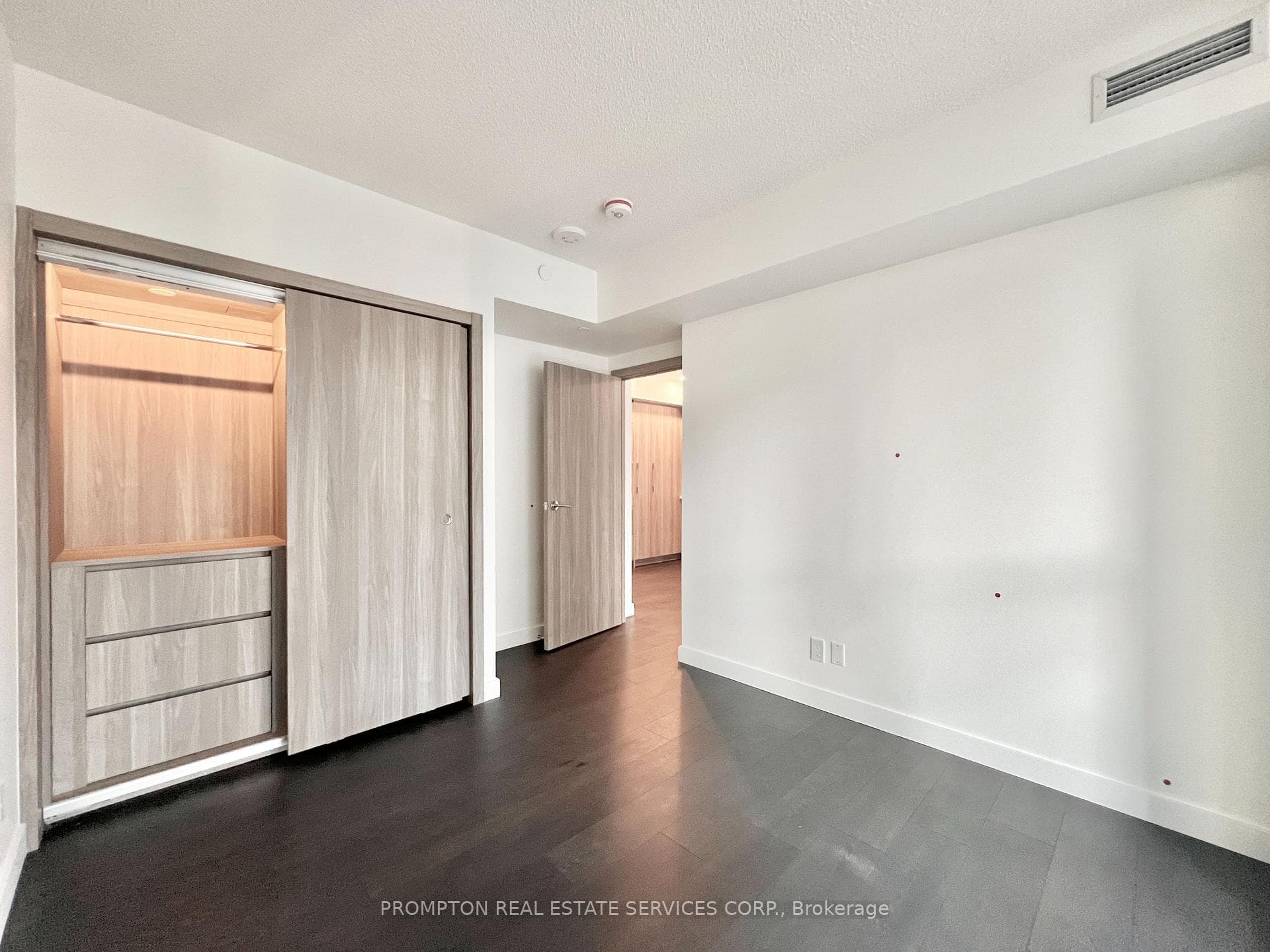 38 Widmer Street Unit 2806 photo 14