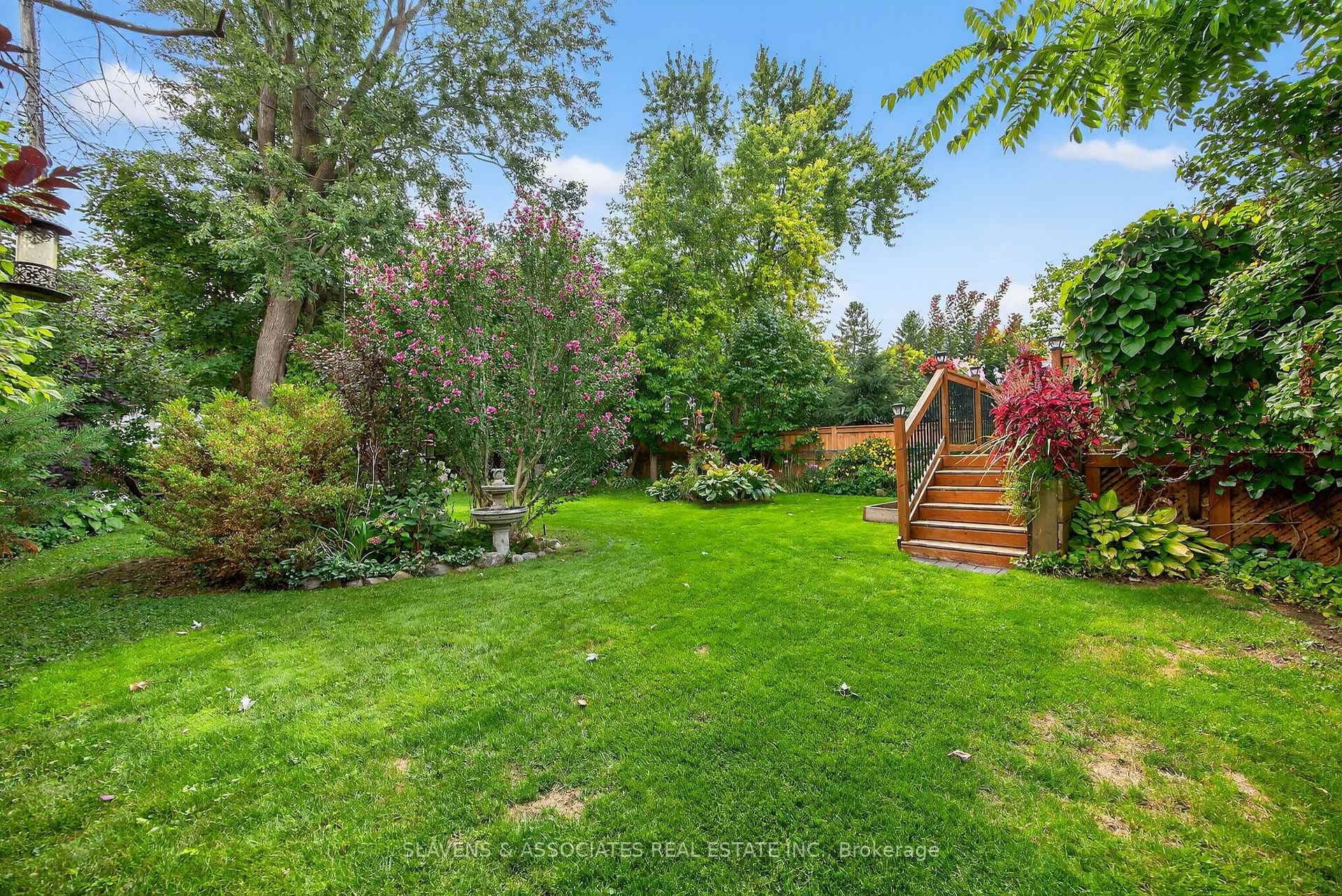 5 Rogers Road photo 25