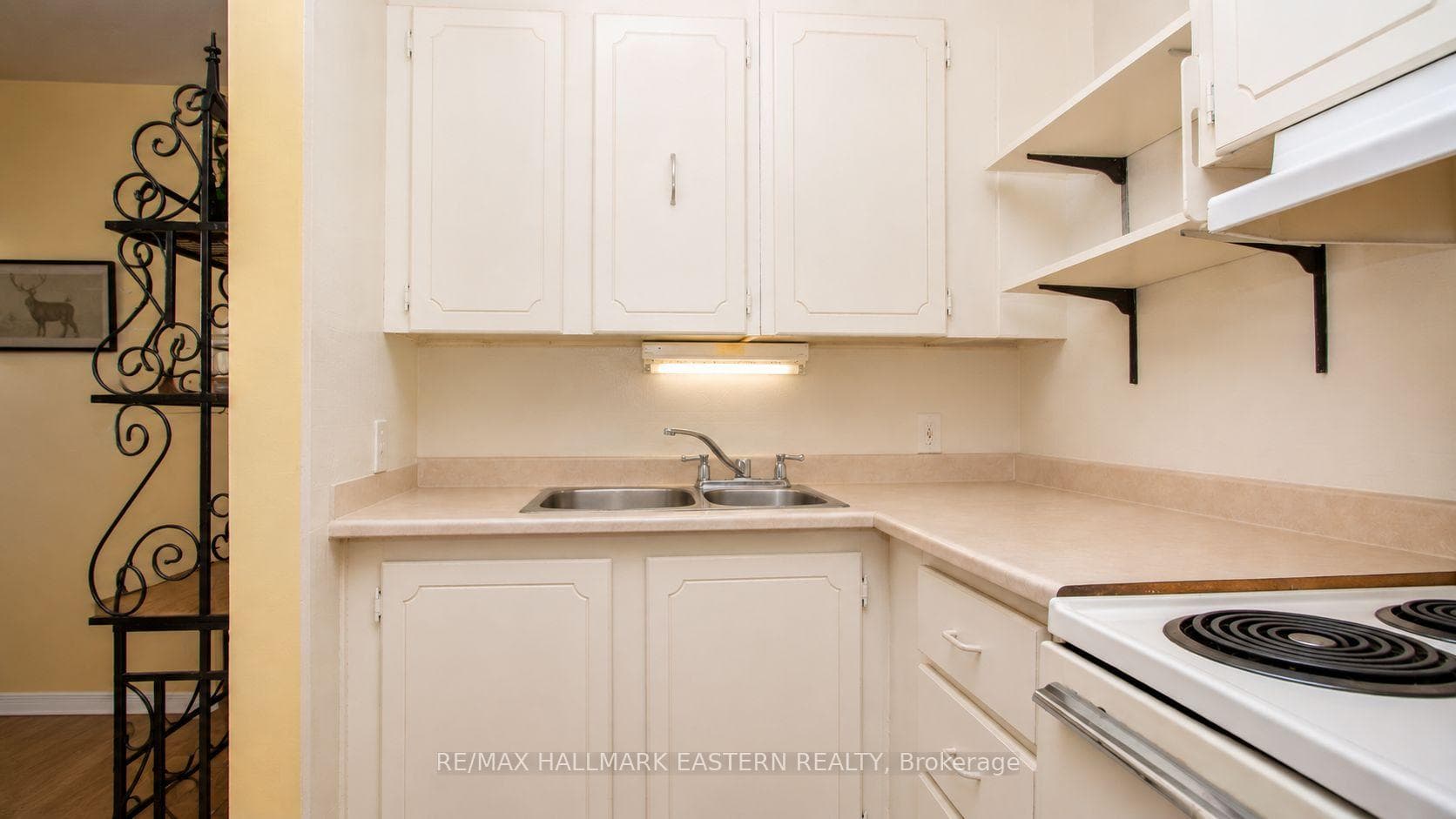 Apartment Kitchen