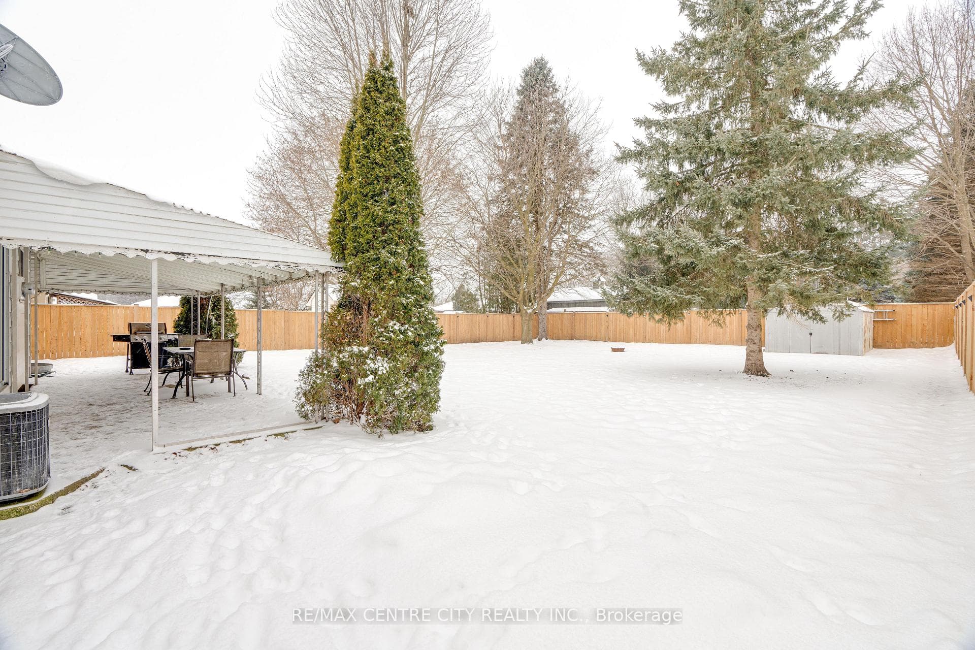 175 Ontario Street photo 22