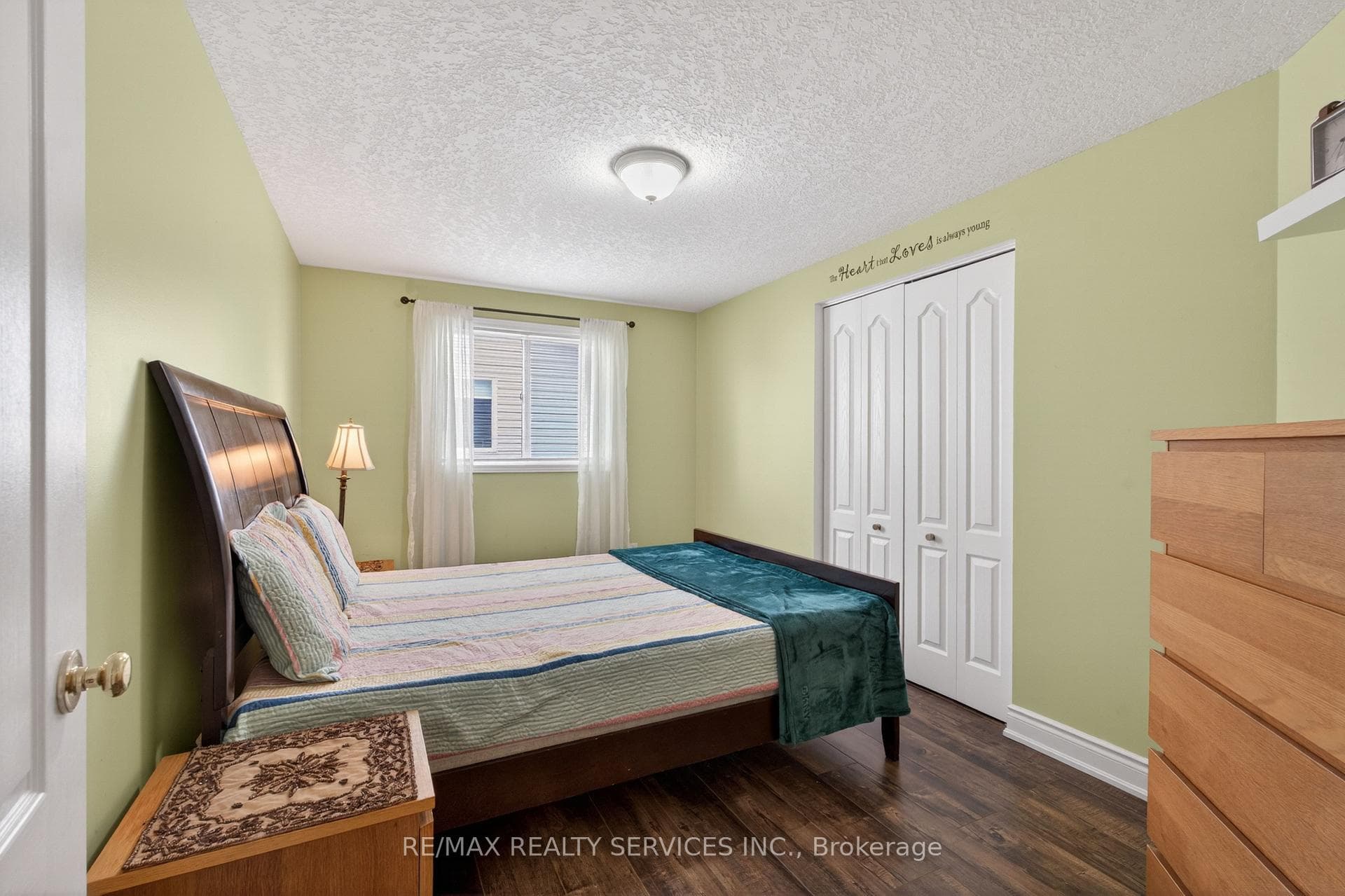 70 Hunter Road photo 35