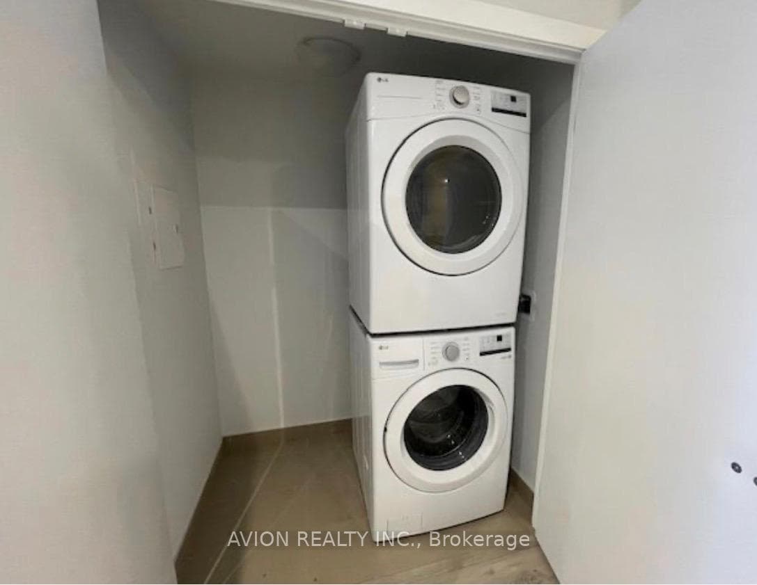 430 Square One Drive Unit 1805 photo 6