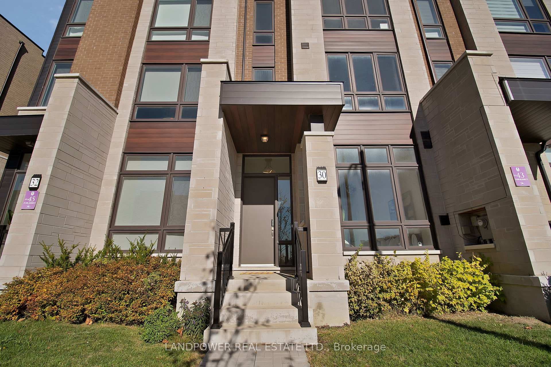 30 Lord Melborne Street photo 2