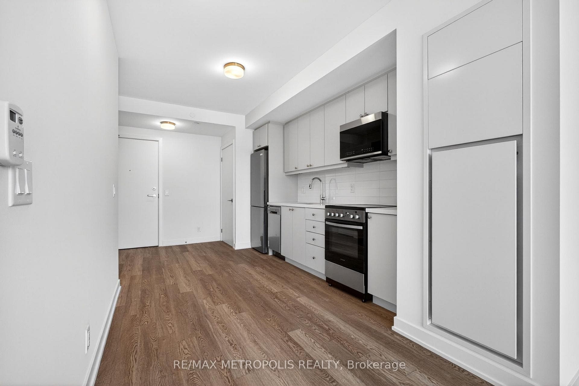 51 Clarington Boulevard Unit 1216 photo 13