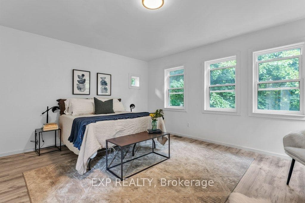 164 Henry Street photo 24