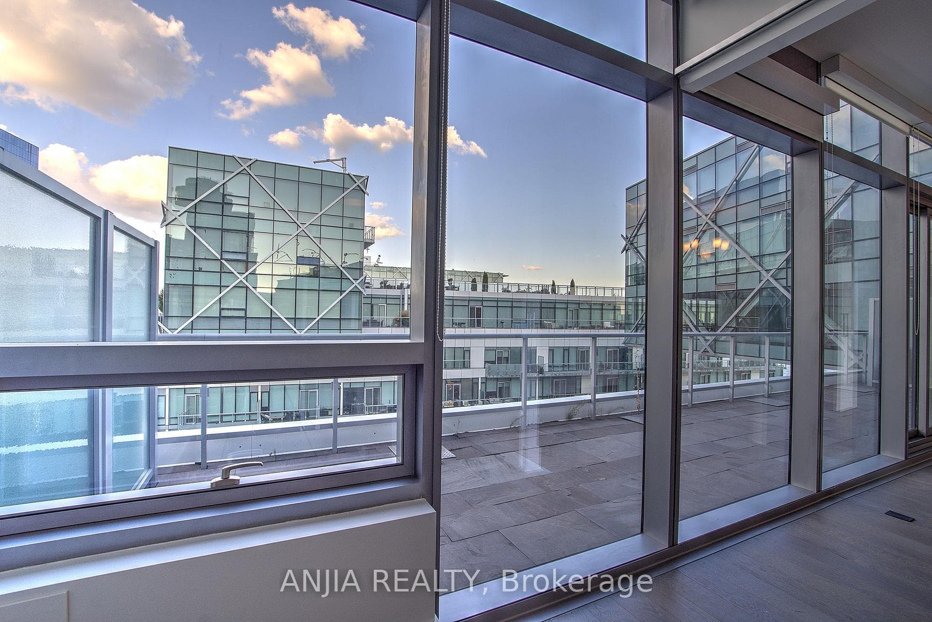 29 Queens Quay Unit ph1209 photo 34