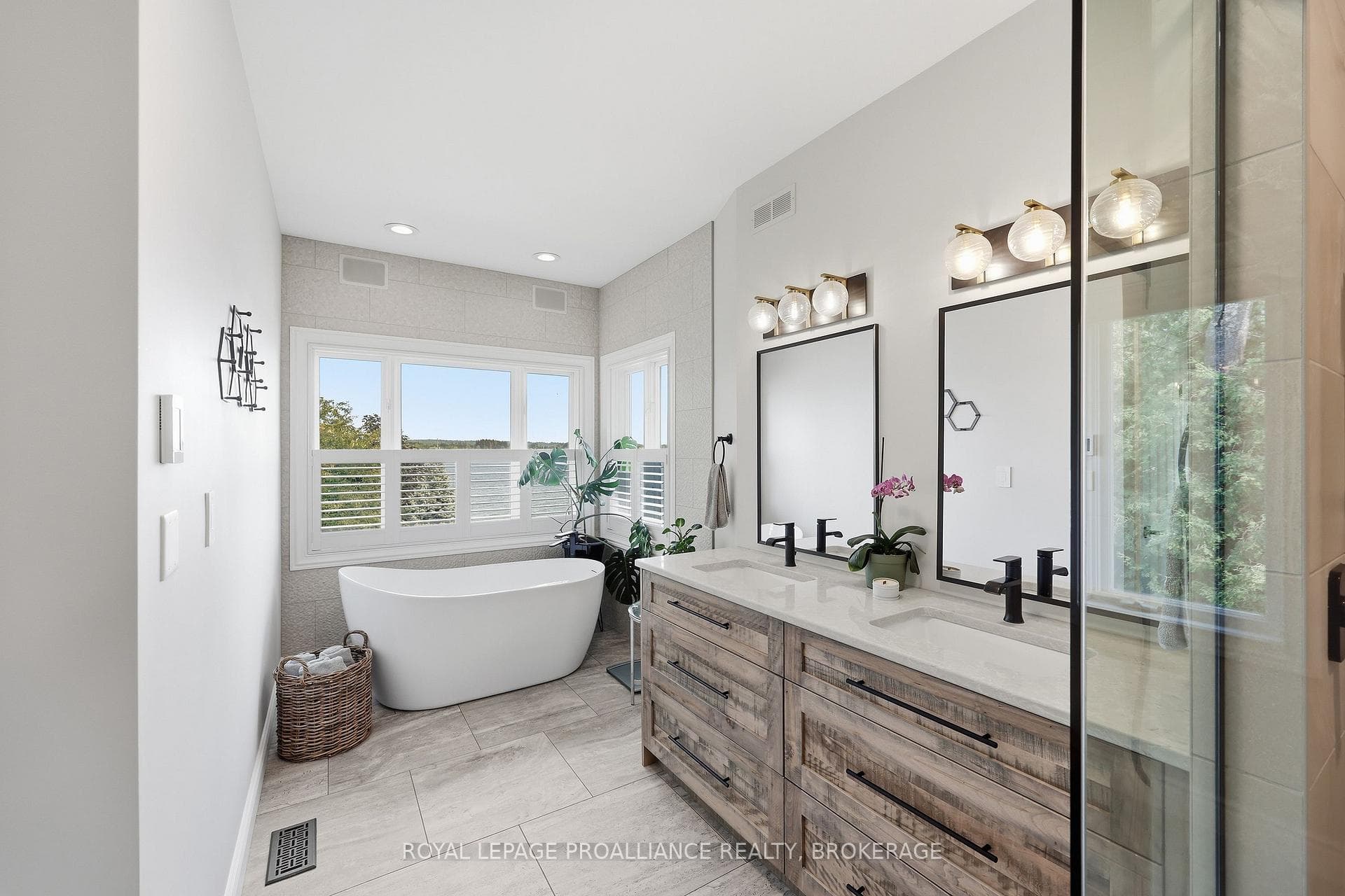 31 Leavis Shores N/A photo 31