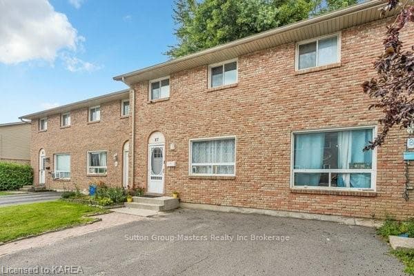 87 ROSEMUND Crescent photo 22