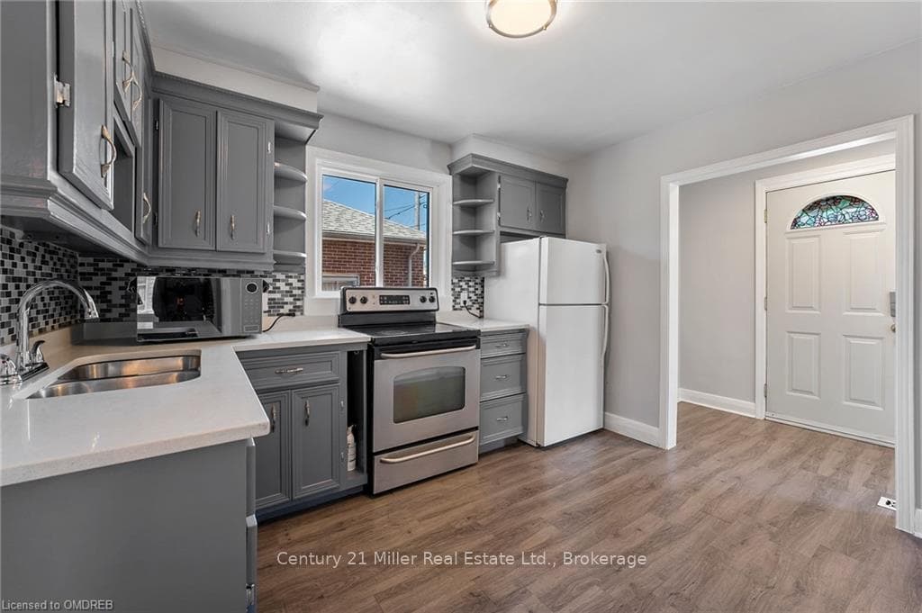 241 HIGHBURY Avenue photo 9