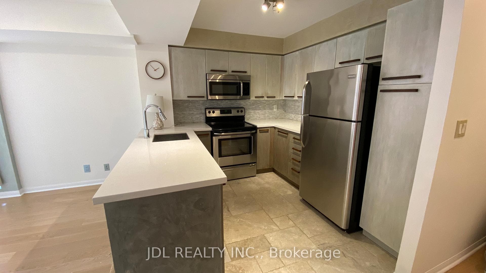 11 St Joseph Street Unit 418 photo 7