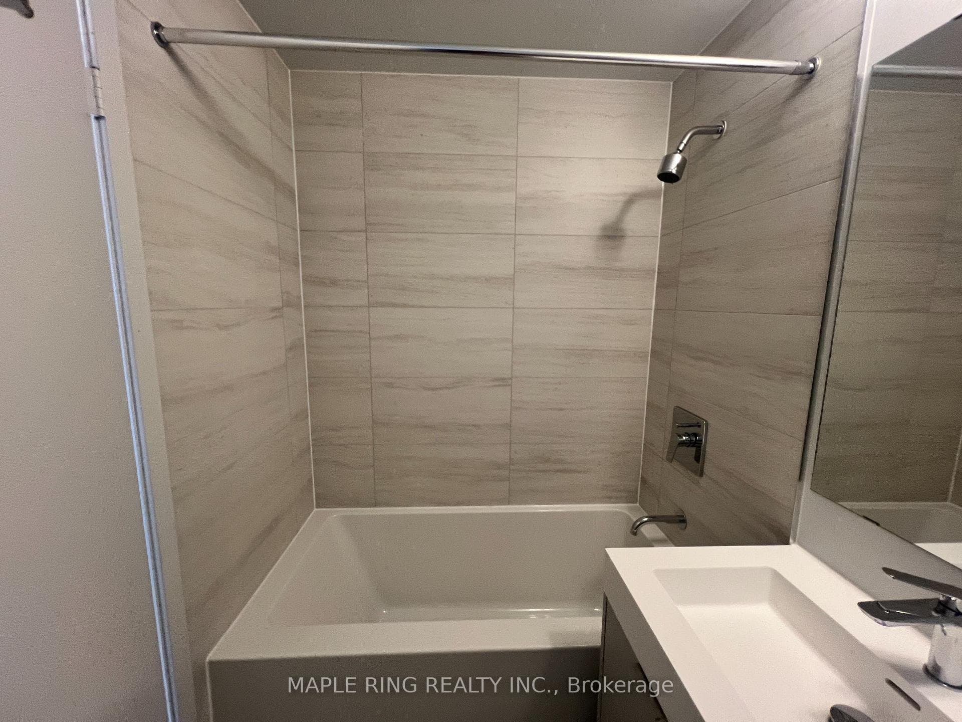 2920 Highway 7 Road Unit 4805 photo 10