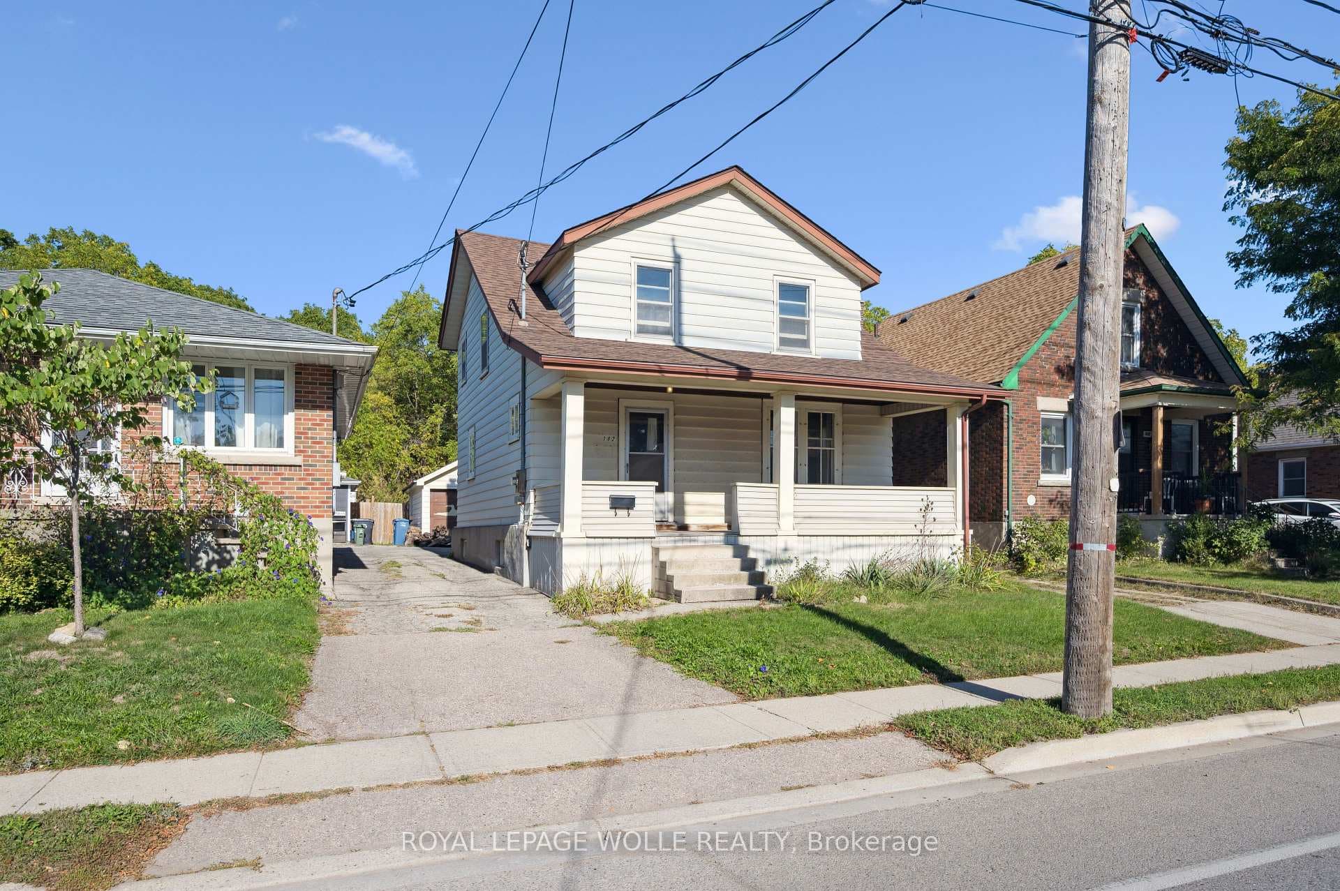 182 Elizabeth Street photo 2