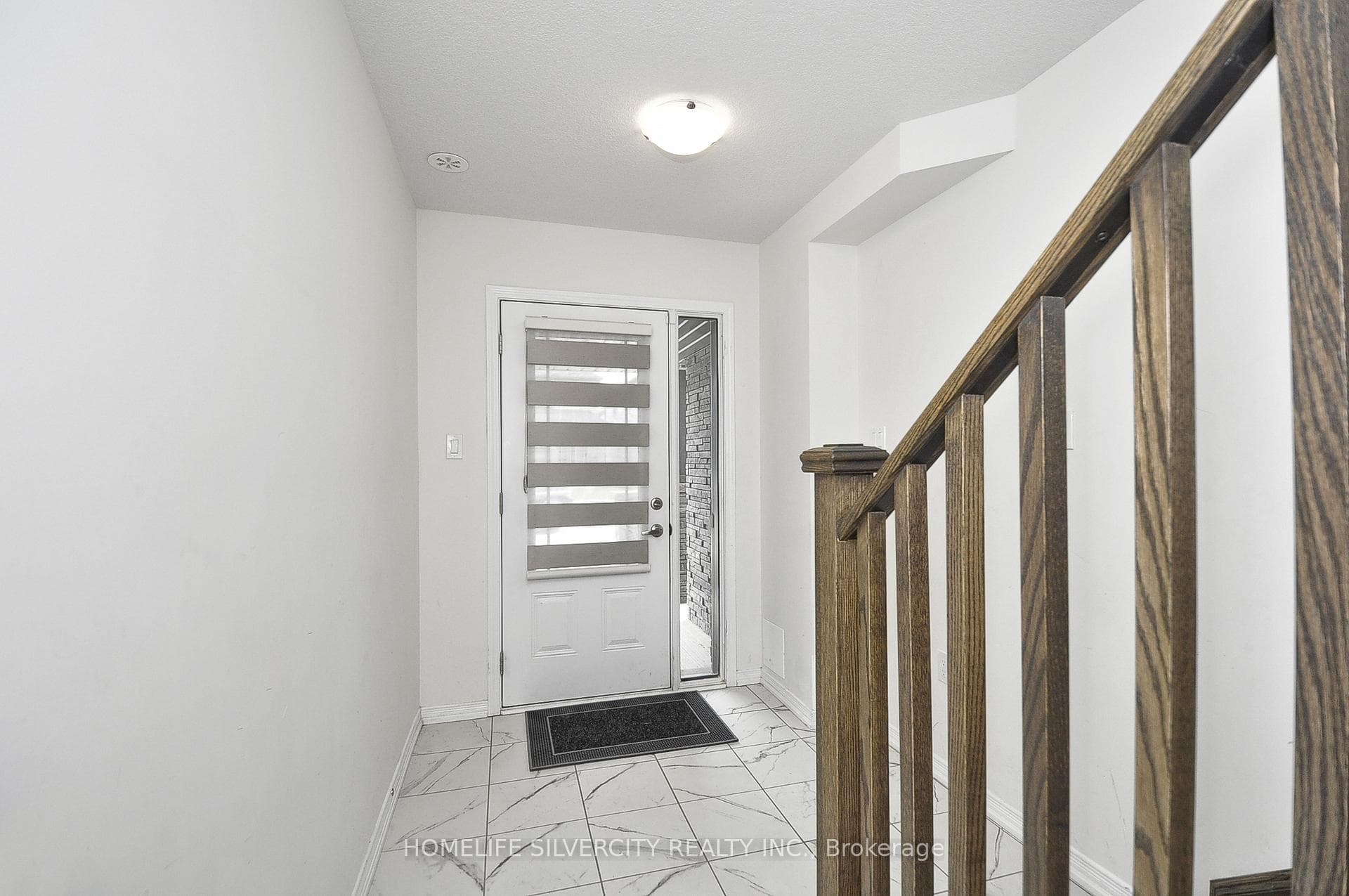 87 Holder Drive photo 3