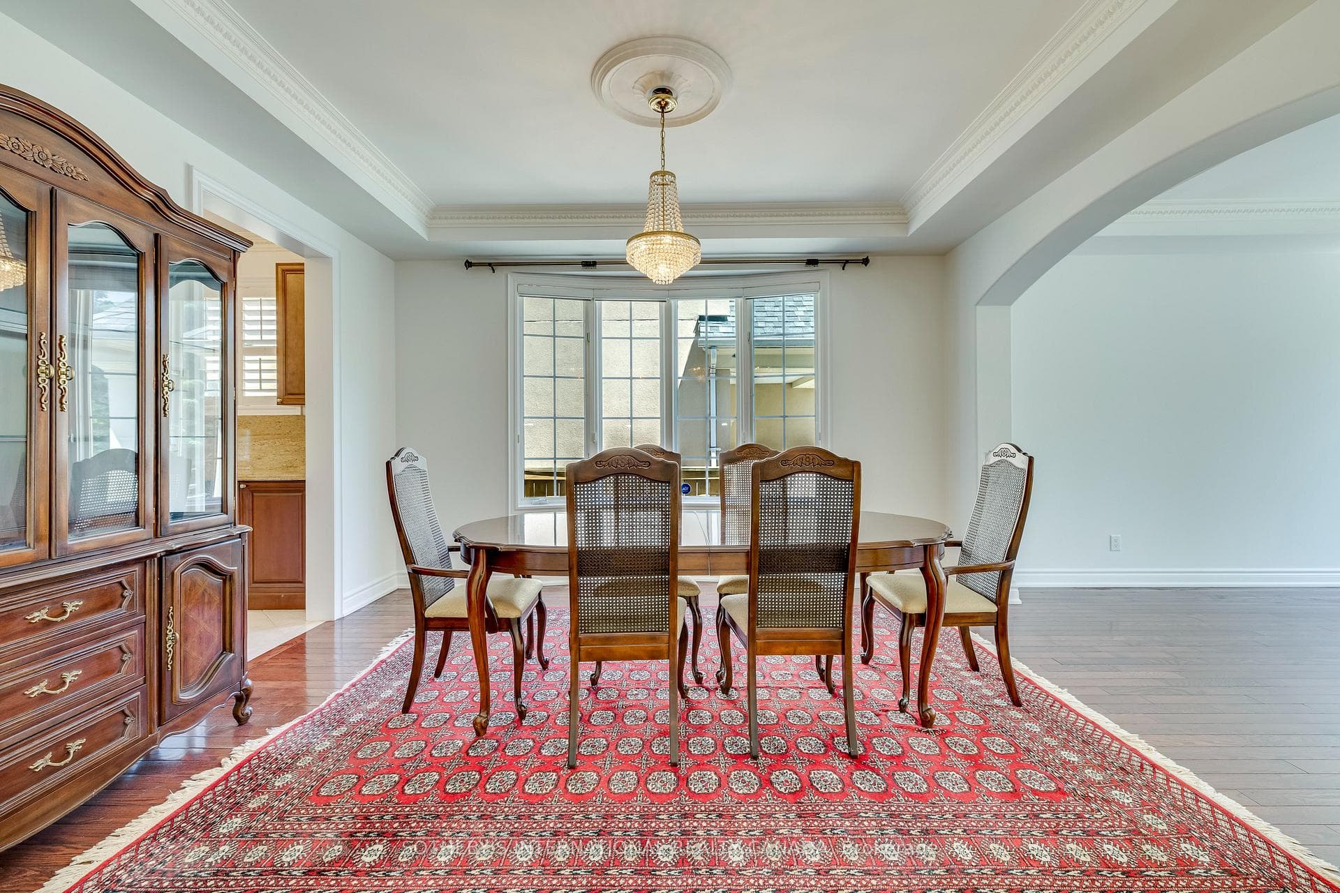 549 Renshaw Court photo 8