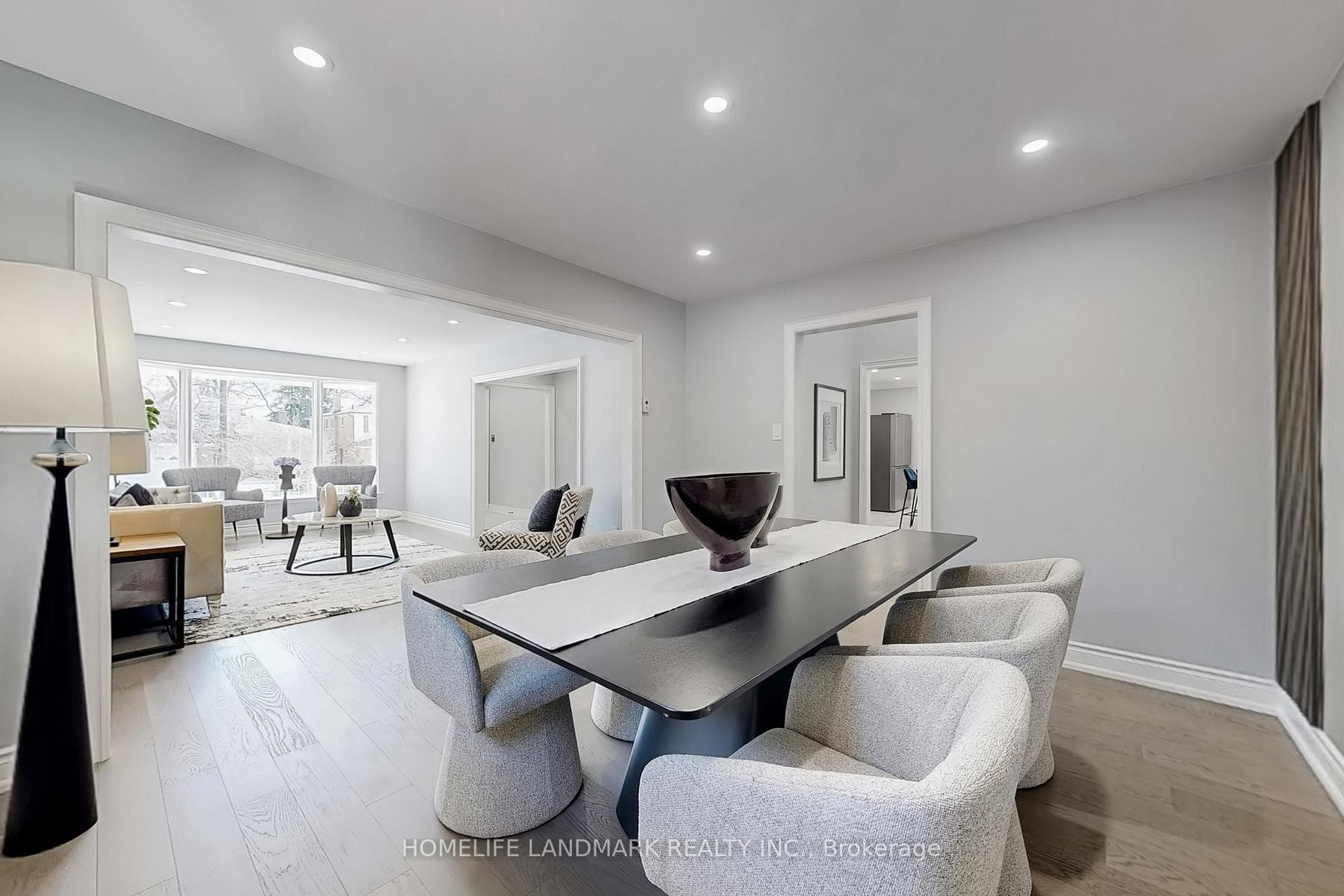 38 Pebblehill Square photo 11