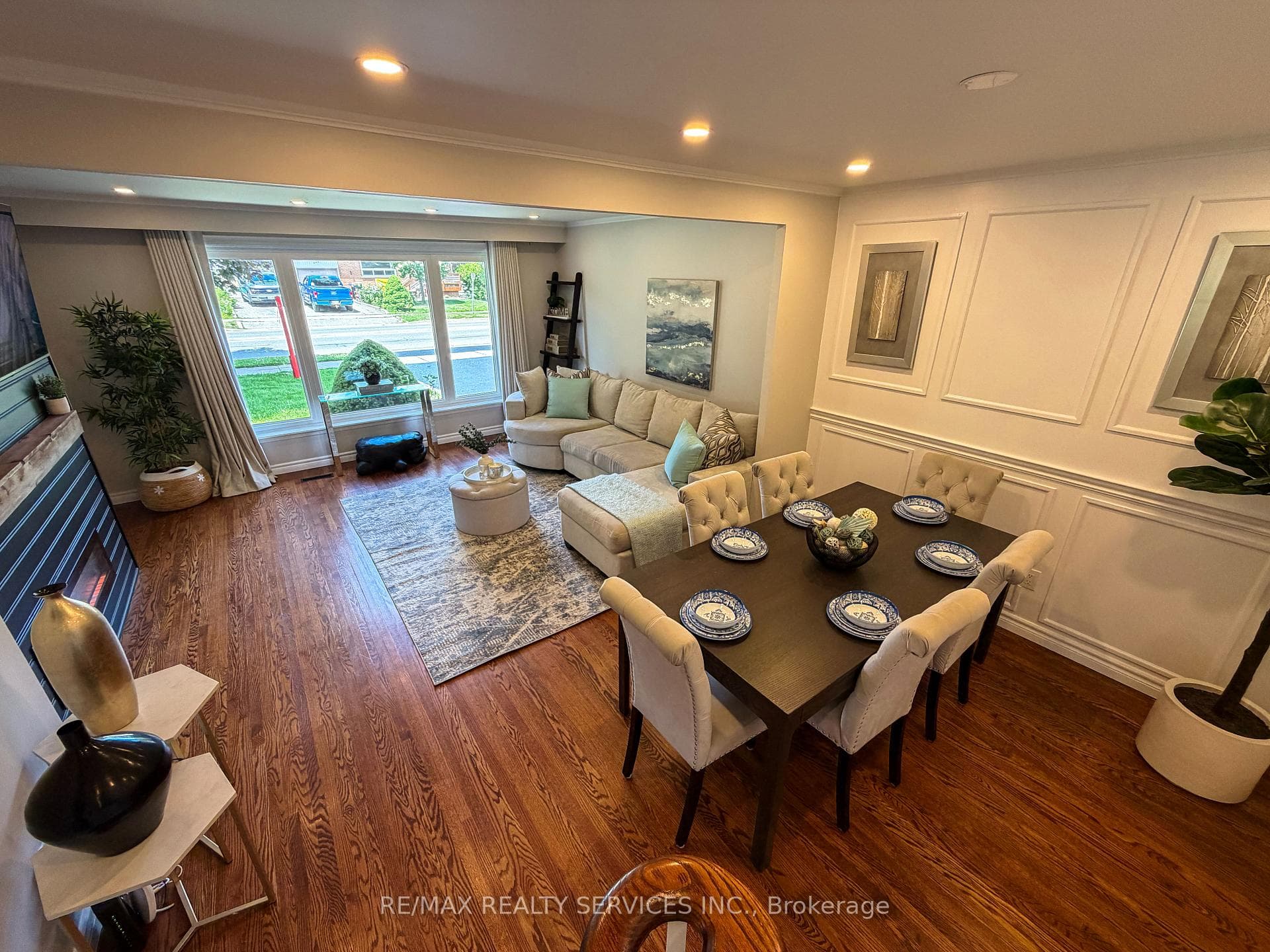 238 Laurier Avenue photo 16