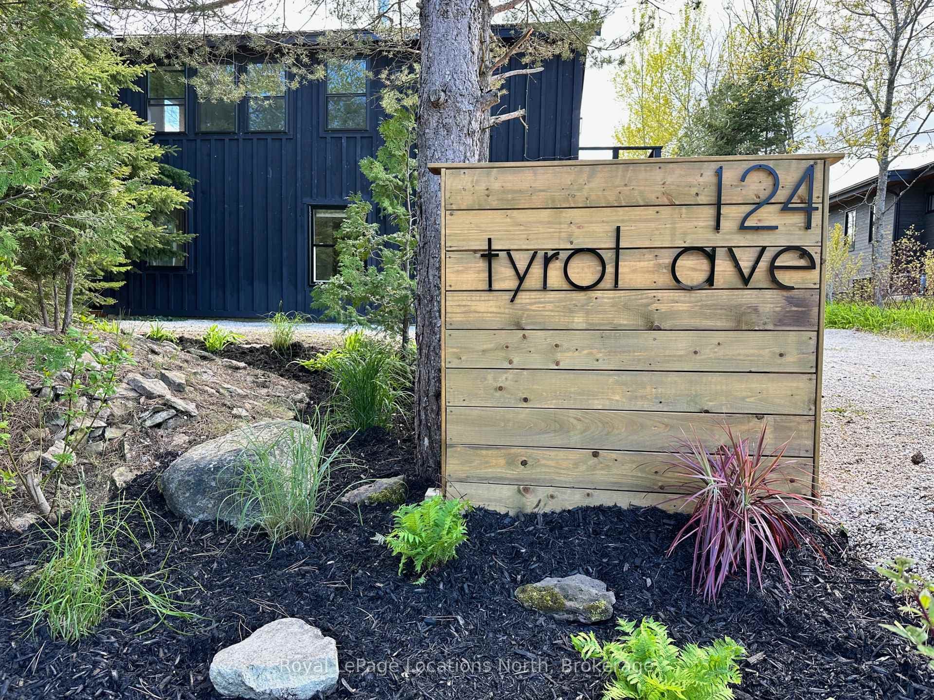124 TYROL Avenue photo 1