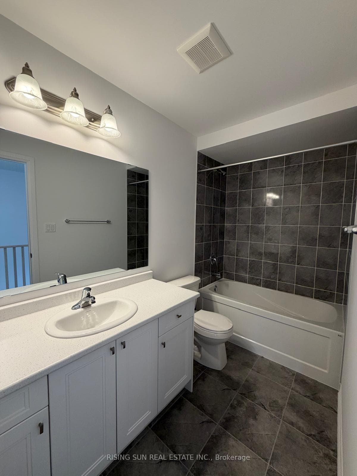 495 Jack Wilford Way photo 8