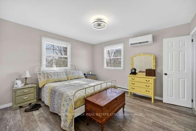 342 Abbott Street photo 15