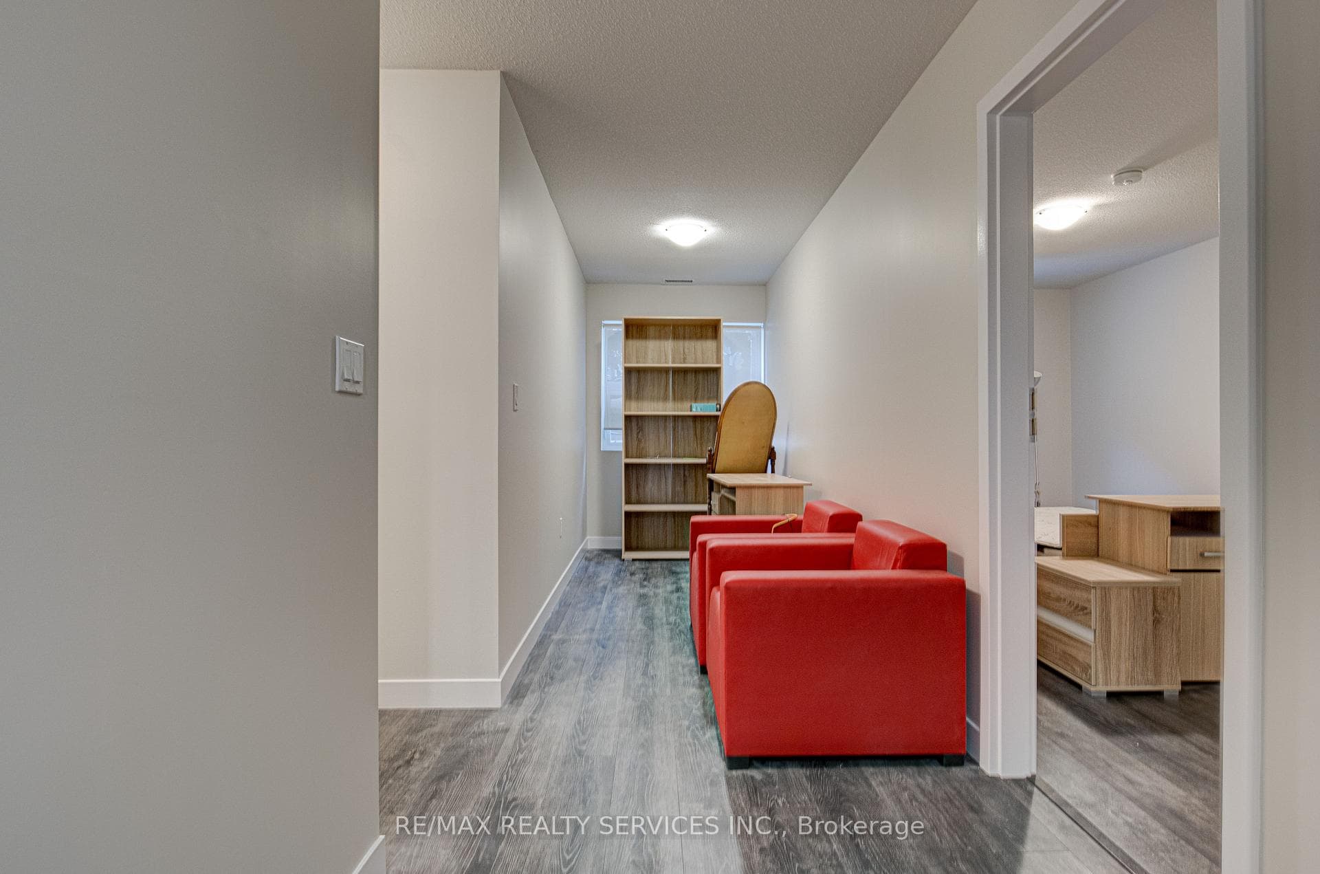 288 Albert Street Unit 115 photo 23