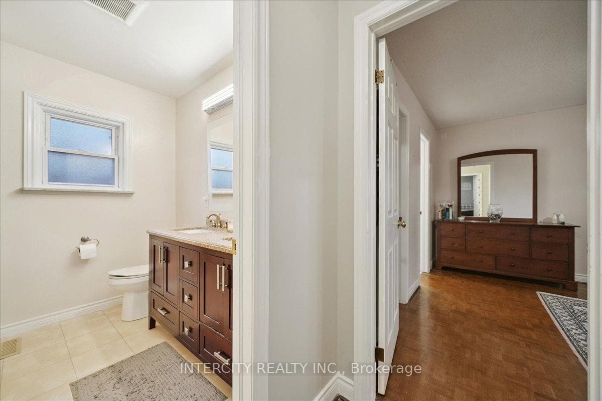 67 Sonny Street photo 31