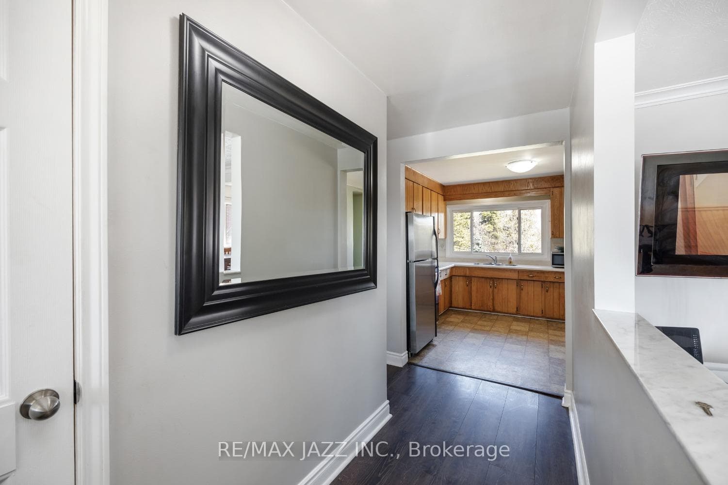 1283 Townline Road photo 3
