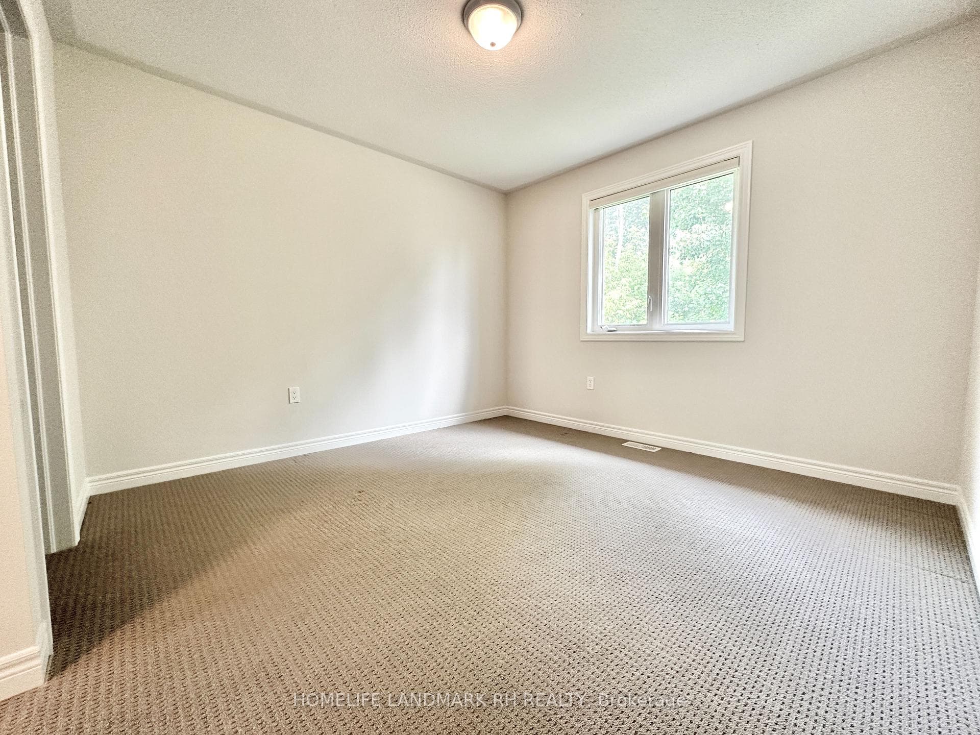 161 Pleasant Boulevard photo 19