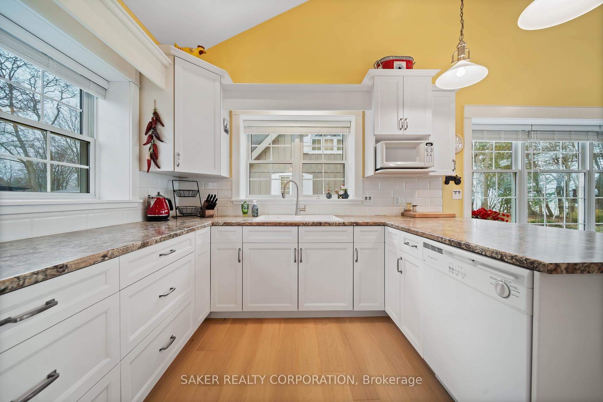 71247 Elizabeth Street photo 13