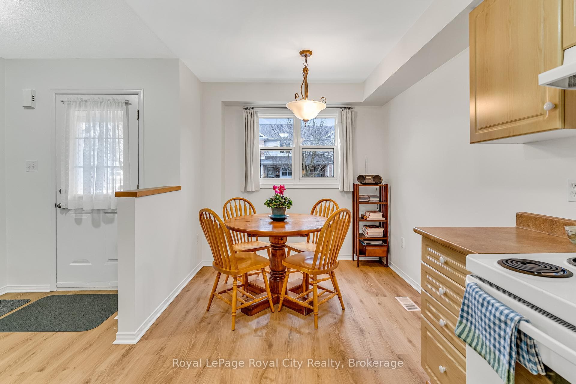 240 London Road Unit 85 photo 5